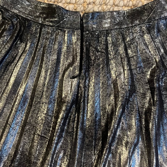 Zara metallic silver party skirt - Picture 2 of 3
